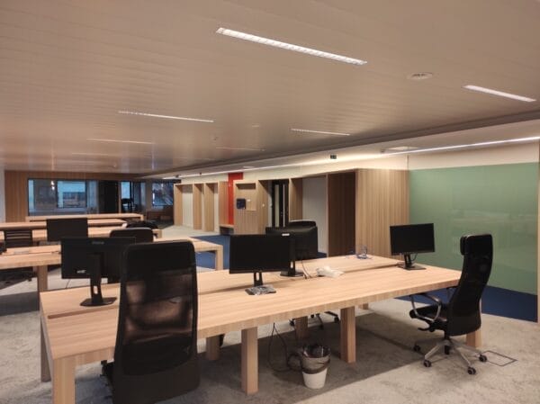 Architecture et design de bureaux : projet Niboo, Bureau Stekke