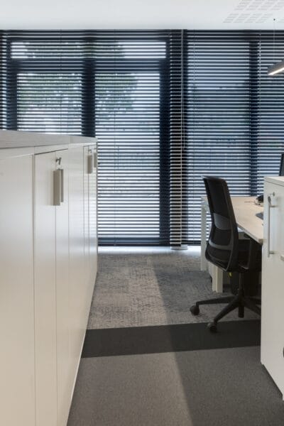 Architecture et design de bureaux : projet Notariskantoor Jadoul, Kestelyn & Genicot, Bureau Stekke